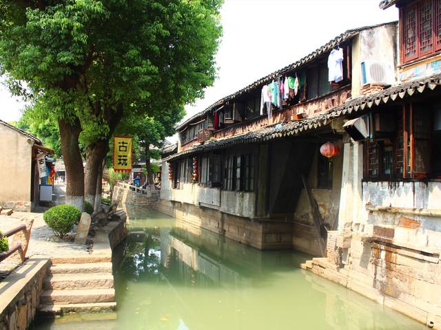 逃离狂热地带